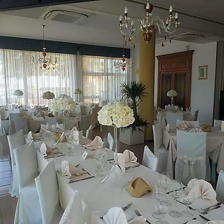 Cristal Отель