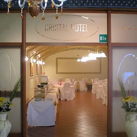 Отель Cristal Manocalzati